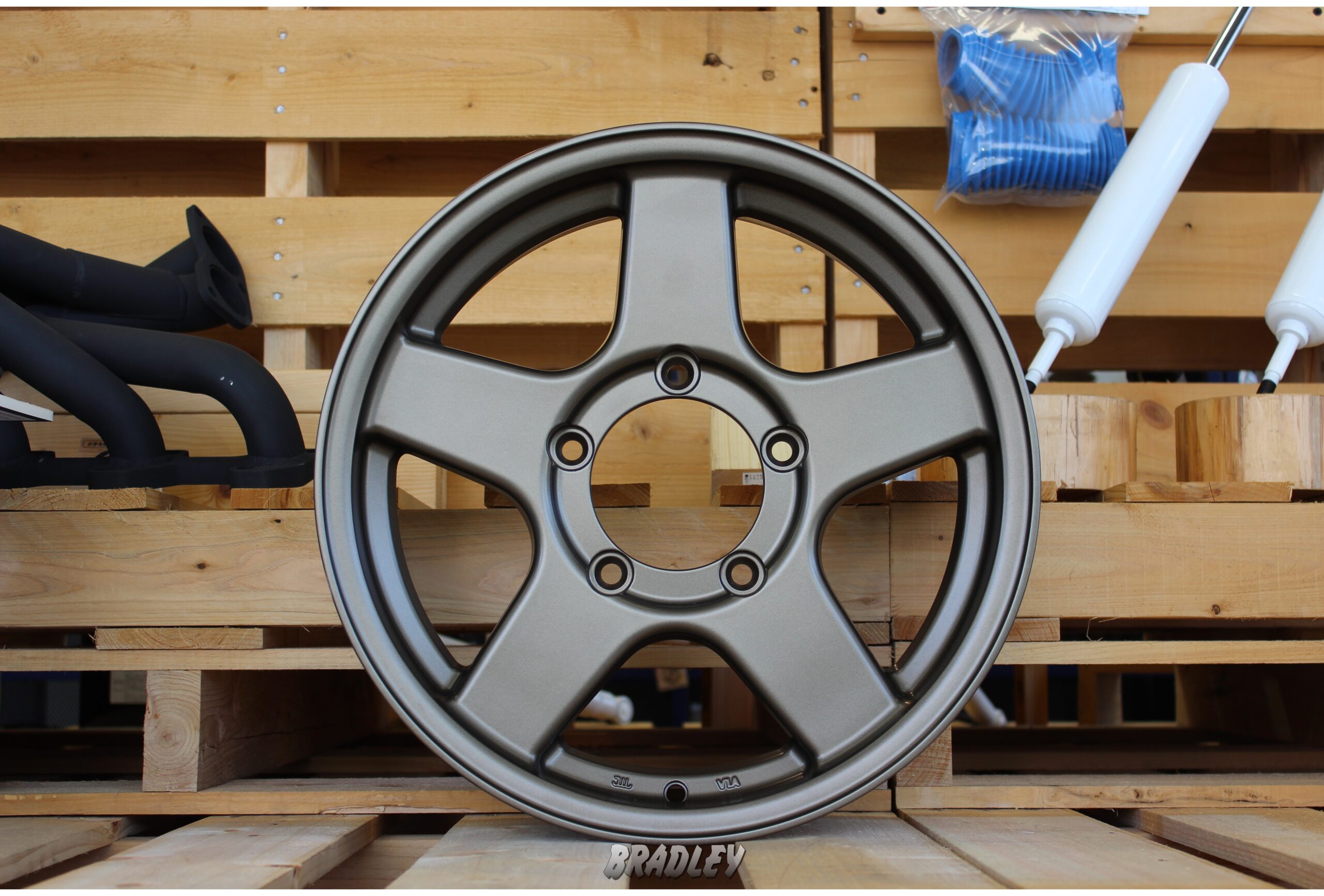 Wheel customization for Jimny (JB64) Jimny Sierra (JB74) is BRADLEY! - 4x4  Engineering Service
